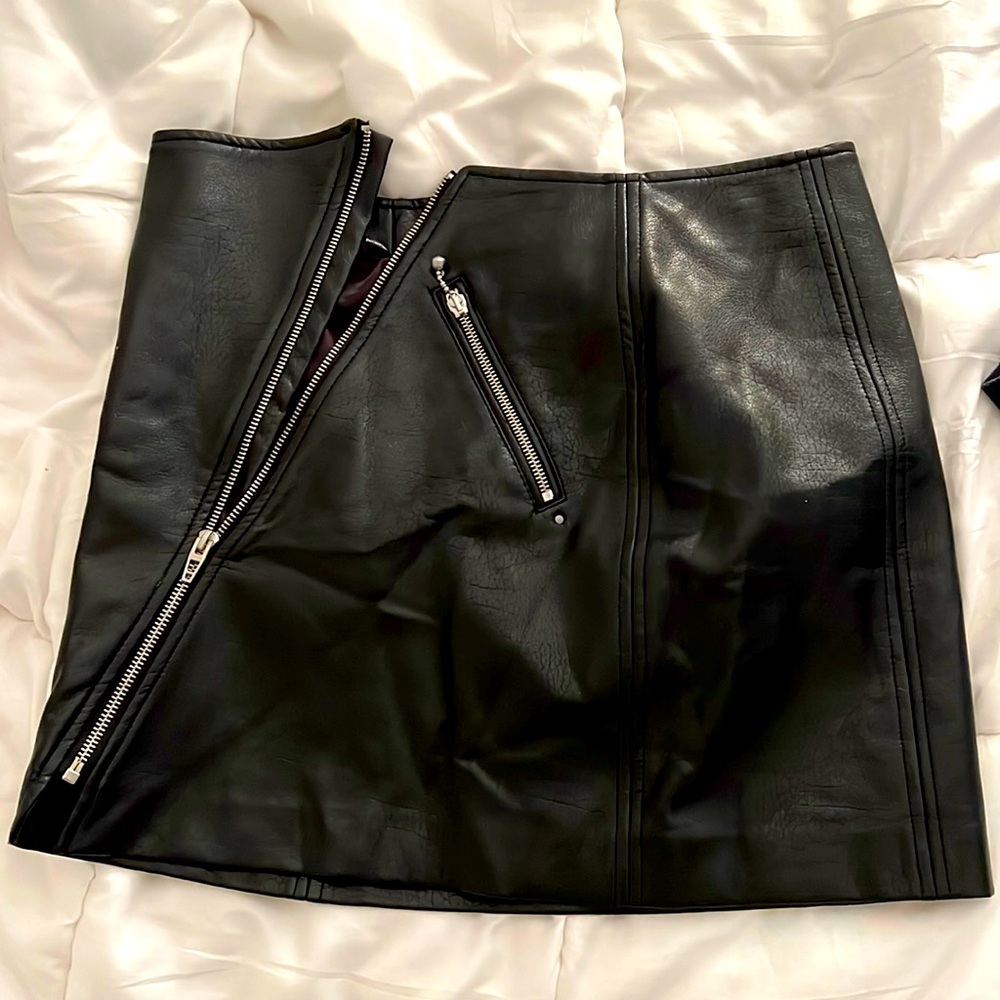 Leather skirt